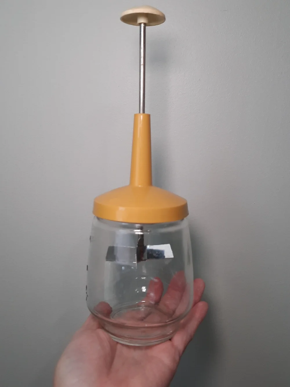 Vintage 1970s Federal Housewares Harvest Gold Fruit Nut Chopper